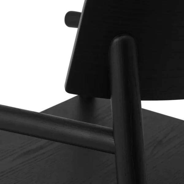 Close-up picture of the seat and backrest showing great finishing and joinery of the tobi armchair