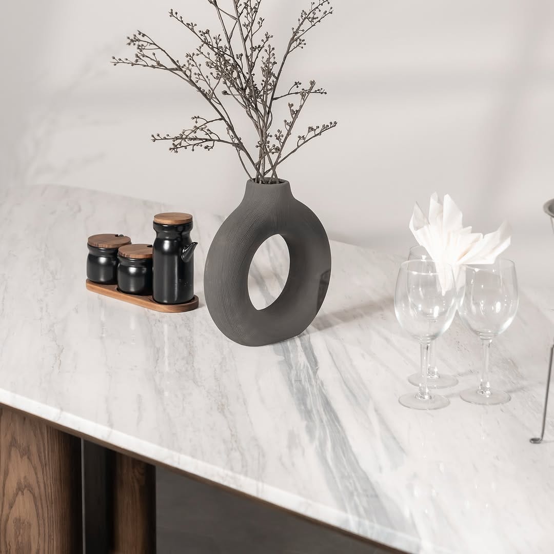 Contraria Dining Table - Image 5