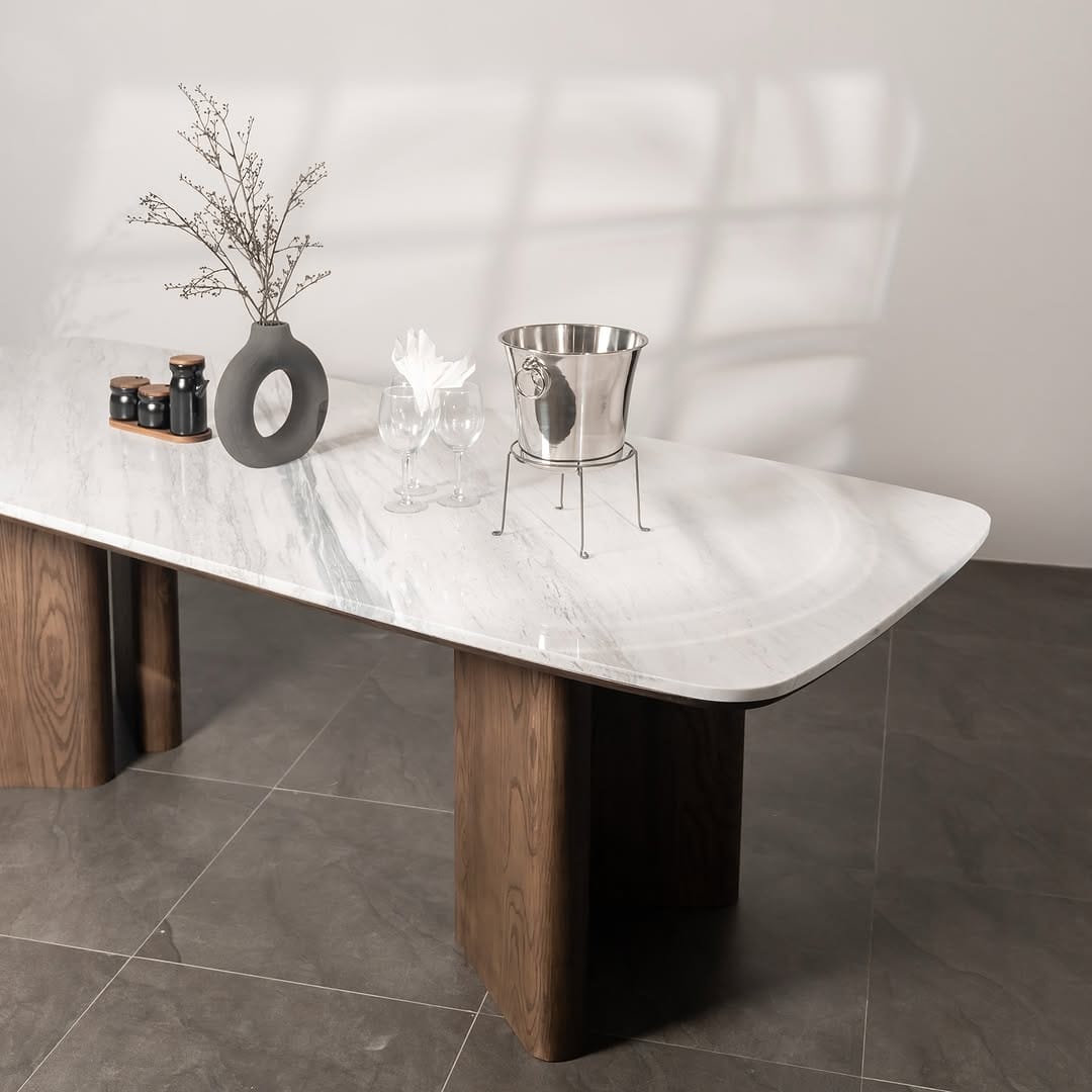 Contraria Dining Table - Image 2
