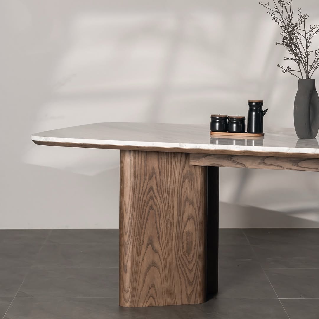Contraria Dining Table - Image 3